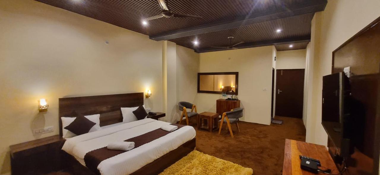 Отель Kashi Retreat , Dewar Gupta Kashi Экстерьер фото